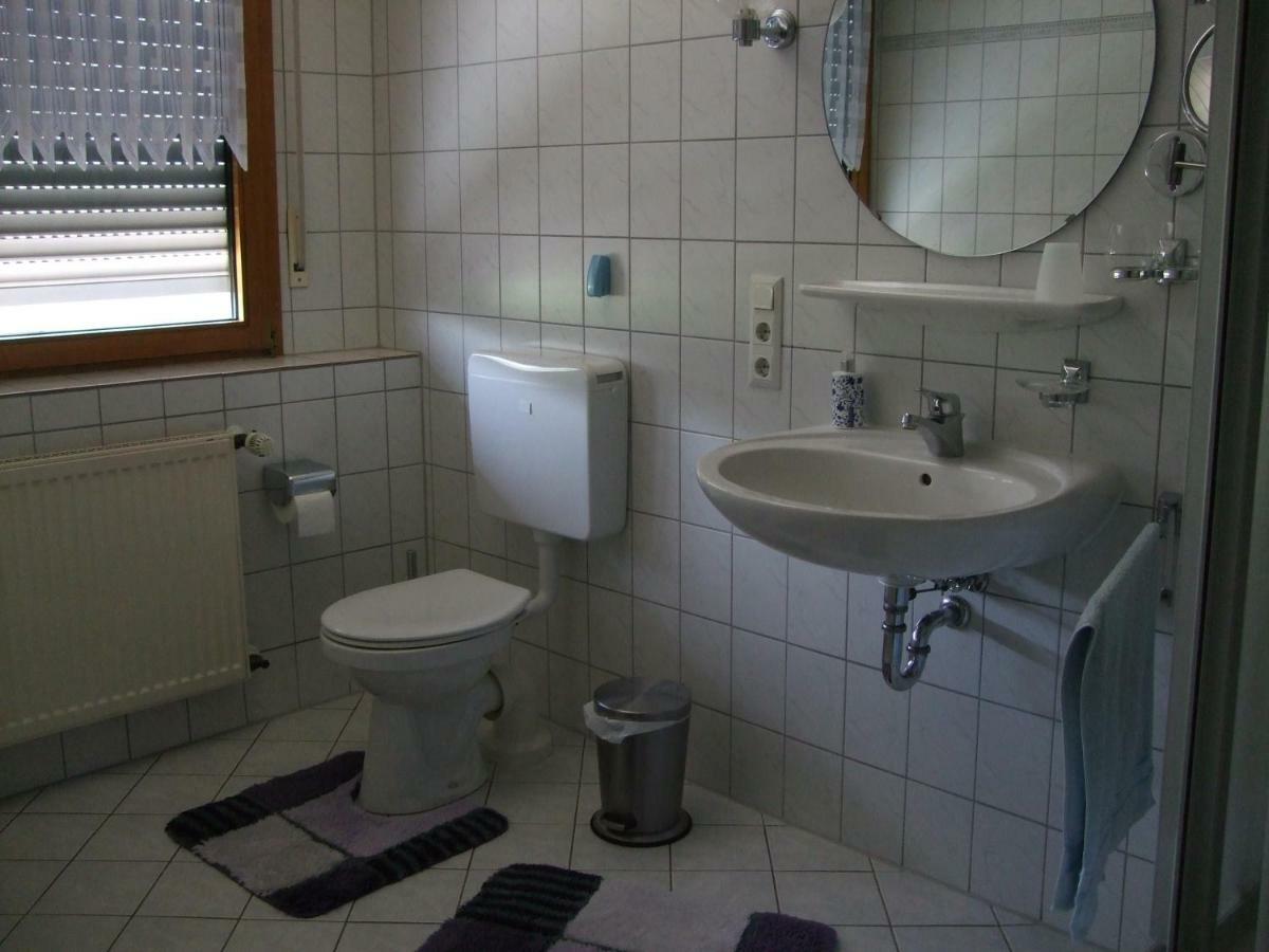 Ferienwohnung Haus Steffen Целтинген-Рахтиг Екстериор снимка